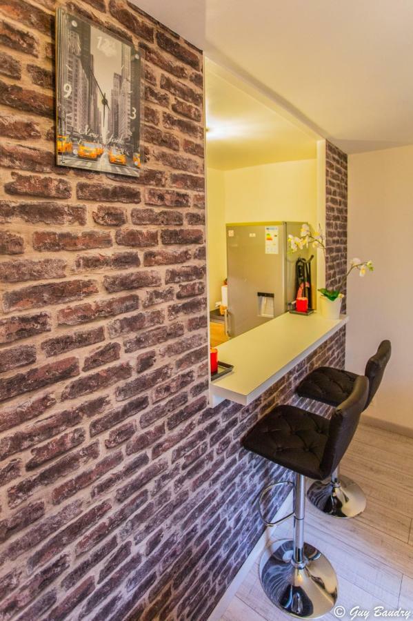 Chic Apart With Bar In Paris Saint-Denis  Ngoại thất bức ảnh