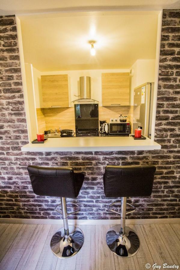 Chic Apart With Bar In Paris Saint-Denis  Ngoại thất bức ảnh